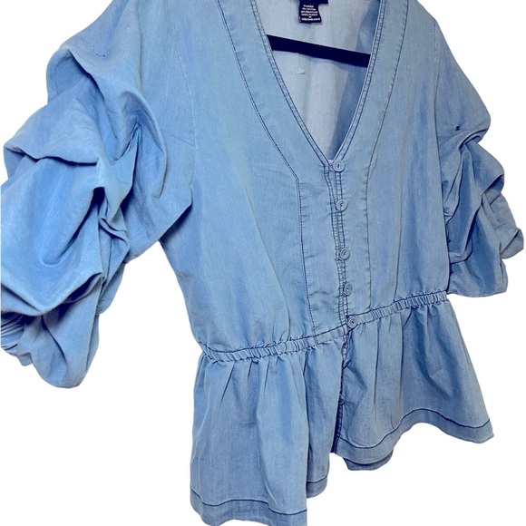 Step in Style Women Chambray Denim Shirt Puff Sleeve Size:Medium - Picture 4 of 7